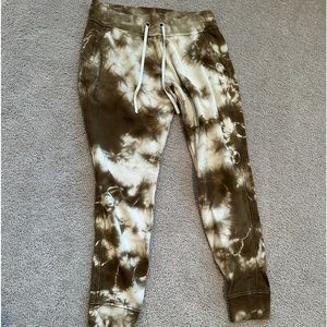 Lululemon Joggers